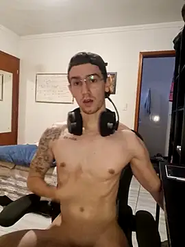 SweetGoodBoy22 online show from November 8, 7:56 pm