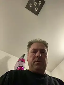 Sklavekay online show from March 1, 10:45 pm