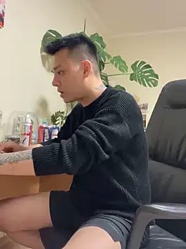 latava online show from November 13, 6:07 pm