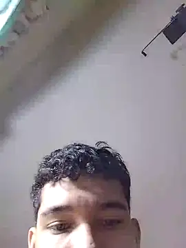 Snapshot of Mrdante23 chatting on October 10, 2:05 pm Mrdante23 online show from October 10, 2:05 pm