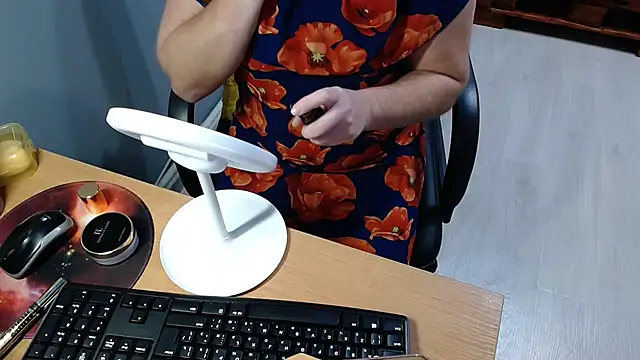 Ledi Catherin online show from November 3, 10:53 pm