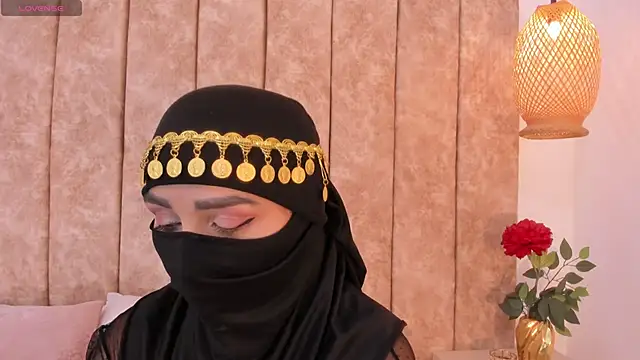 Snapshot of _alishaa_c chatting on November 6, 3:29 am alishaa c online show from November 6, 3:29 am