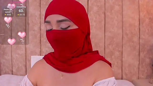 Snapshot of _alishaa_c chatting on December 14, 3:01 am alishaa c online show from December 14, 3:01 am