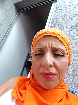 Aafsha  online show from February 27, 7:25 pm