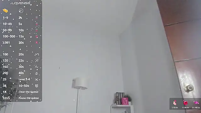 Im YourDream Barbie online show from April 23, 7:05 pm