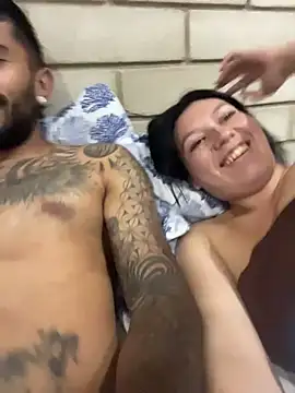 sofiandnick smith online show from March 31, 5:08 am