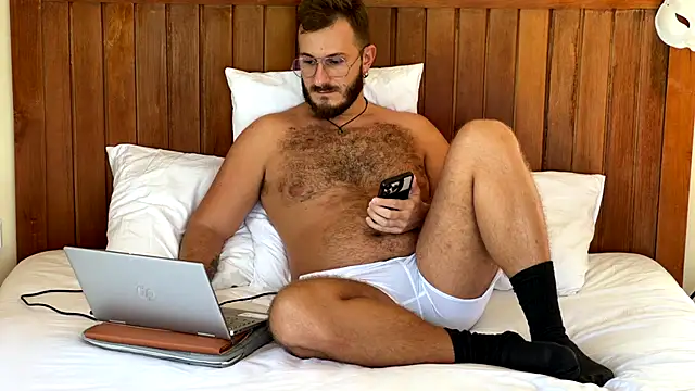 Snapshot of mrmaxiy chatting on May 29, 5:49 am mrmaxiy online show from May 29, 5:49 am
