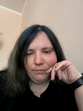  alexandra ray  online show from April 18, 10:41 am