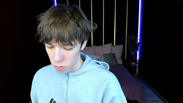 MarkBranston online show from February 13, 10:44 am