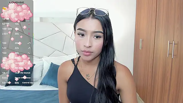 Silvana velvet online show from October 8, 6:16 pm