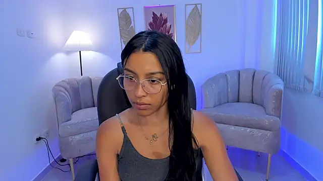 Silvana velvet online show from October 21, 8:31 pm