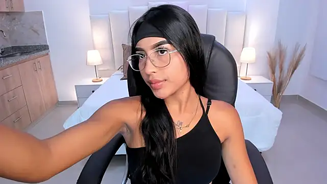 Silvana velvet online show from October 23, 7:01 pm