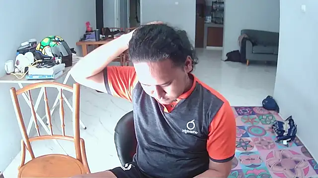 latexidn online show from March 6, 3:47 am