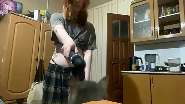 AnitaVanruiten online show from October 24, 7:27 am