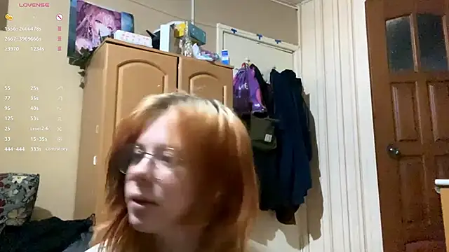 AnitaVanruiten online show from October 25, 5:15 am
