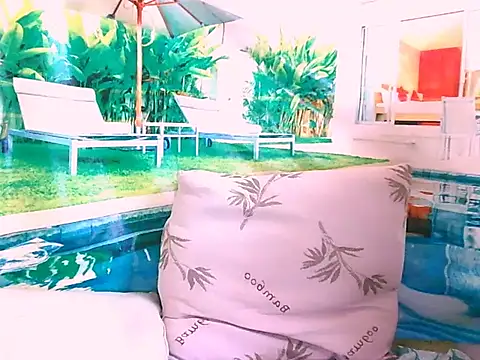 Snapshot of EbonyTiger69 chatting on November 4, 3:38 am EbonyTiger69 online show from November 4, 3:38 am