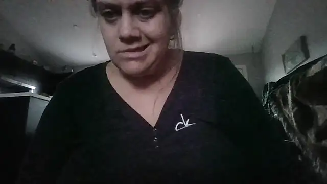 october1992xx online show from November 22, 4:06 pm