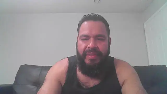 BigJohnBear39 online show from October 27, 5:11 am