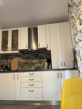 Snapshot of AvaMaddisson chatting on November 5, 10:26 am AvaMaddisson online show from November 5, 10:26 am