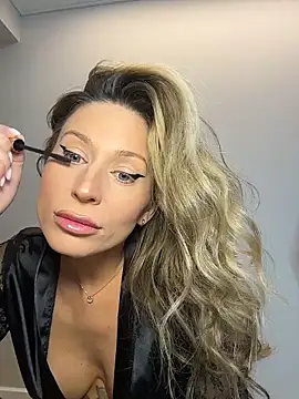 AvaMaddisson online show from March 1, 3:41 am