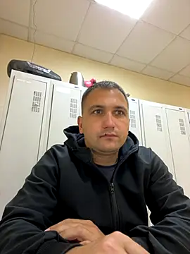 Snapshot of Mahrovmaxim chatting on October 6, 5:49 am Mahrovmaxim online show from October 6, 5:49 am