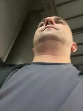 Snapshot of Mahrovmaxim chatting on October 6, 6:49 pm Mahrovmaxim online show from October 6, 6:49 pm