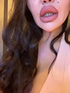 ANGELIKA7741 online show from April 9, 3:17 pm