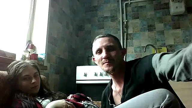 Twolatte1520 online show from March 21, 1:37 pm