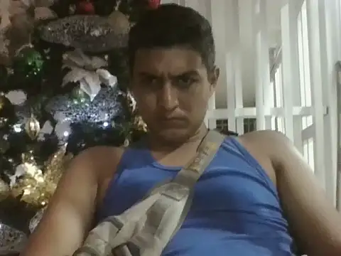 Snapshot of cerdo14562 chatting on November 29, 4:37 am cerdo14562 online show from November 29, 4:37 am