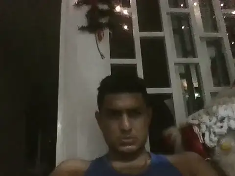 Snapshot of cerdo14562 chatting on December 14, 6:41 am cerdo14562 online show from December 14, 6:41 am