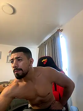 Ezzio Scolaro online show from October 22, 12:05 pm