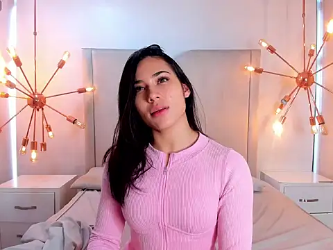 GeorginaFit online show from March 4, 12:00 pm