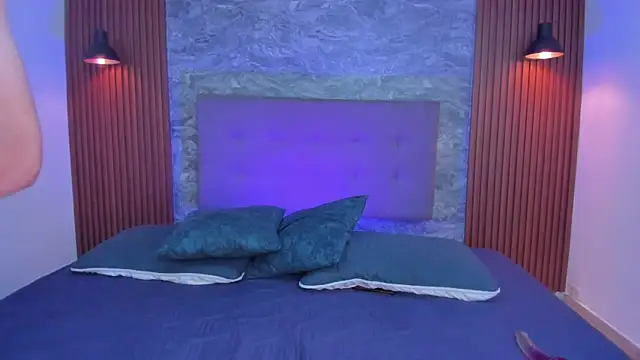 Sam Clark online show from October 7, 3:47 am