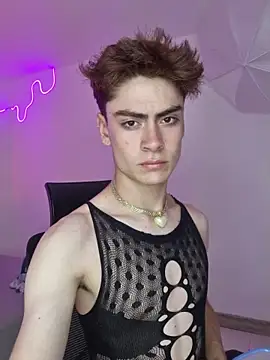 Sam Clark online show from December 3, 4:09 am