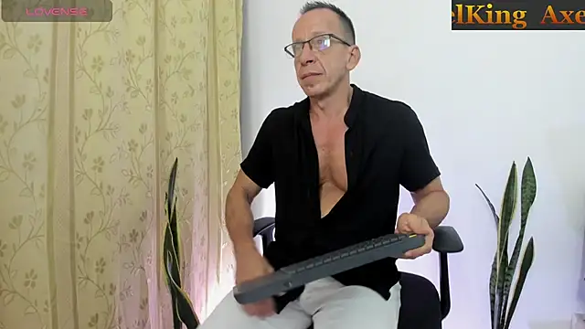  axelking  online show from July 24, 11:52 am