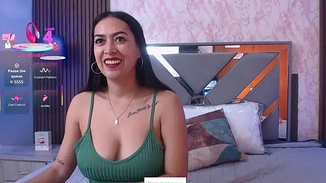 Snapshot of Mature_juliana1 chatting on October 12, 12:37 pm Mature juliana1 online show from October 12, 12:37 pm