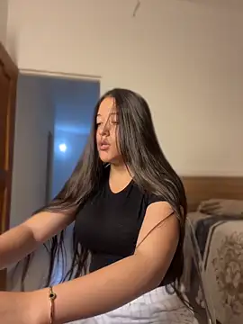 Nhefertary online show from April 22, 9:55 am