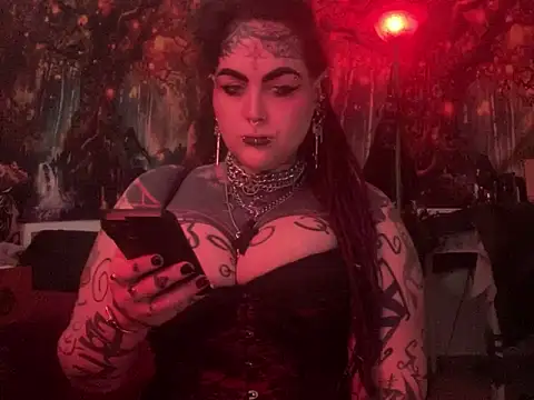 nyxvelon online show from March 29, 8:20 pm