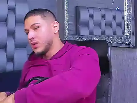 jasonshaw25 online show from October 8, 11:24 pm