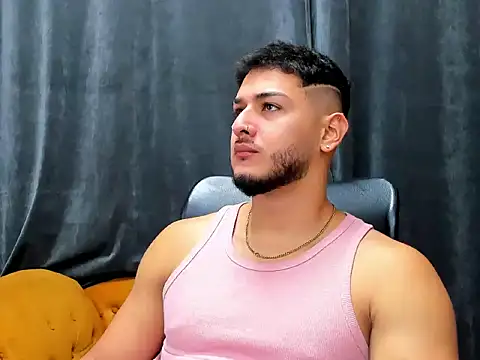 jasonshaw25 online show from December 17, 5:19 pm