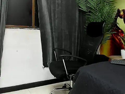 jasonshaw25 online show from March 7, 5:43 pm