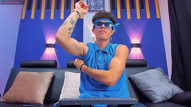 imsammytop online show from October 22, 11:32 am