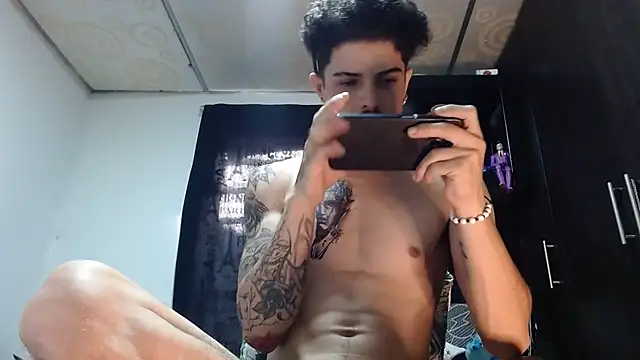 imsammytop online show from December 17, 2:01 pm