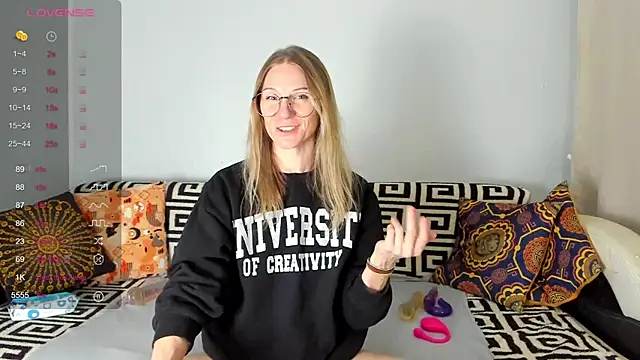 Amalia Mio online show from November 23, 8:03 am