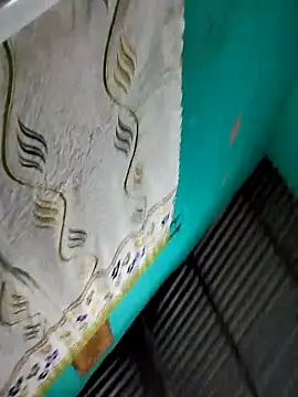 shyhotpinay 32 online show from November 19, 8:20 pm