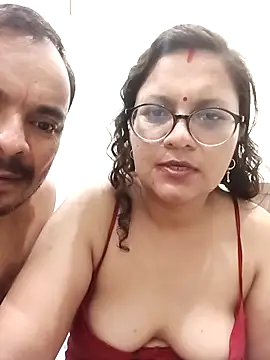 Snapshot of Couple_hardfucking chatting on November 3, 8:43 pm Couple hardfucking online show from November 3, 8:43 pm