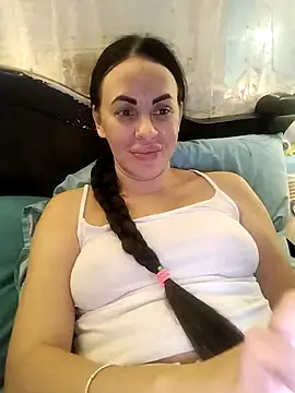 Snapshot of Stefaniyaxq chatting on October 13, 8:53 pm Stefaniyaxq online show from October 13, 8:53 pm