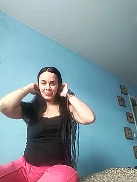 Snapshot of Stefaniyaxq chatting on October 22, 8:14 am Stefaniyaxq online show from October 22, 8:14 am