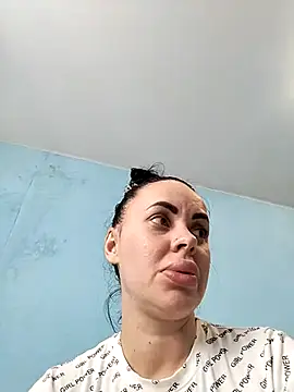 Snapshot of Stefaniyaxq chatting on October 30, 12:06 pm Stefaniyaxq online show from October 30, 12:06 pm