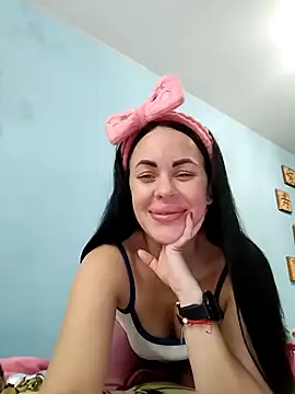 Snapshot of Stefaniyaxq chatting on November 10, 10:14 am Stefaniyaxq online show from November 10, 10:14 am